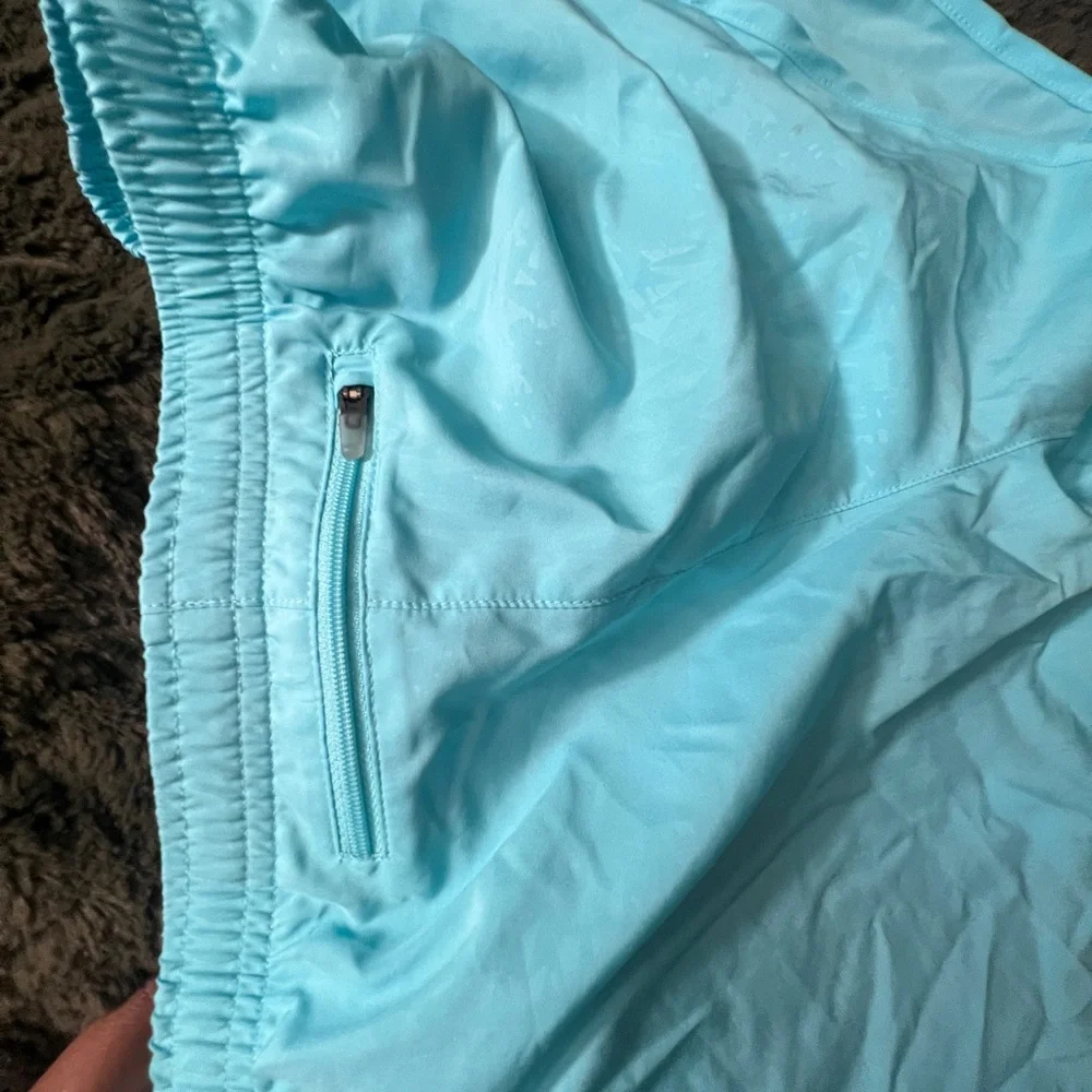 Nike Women’s Aqua Athletic Shorts - Picture 4 of 5